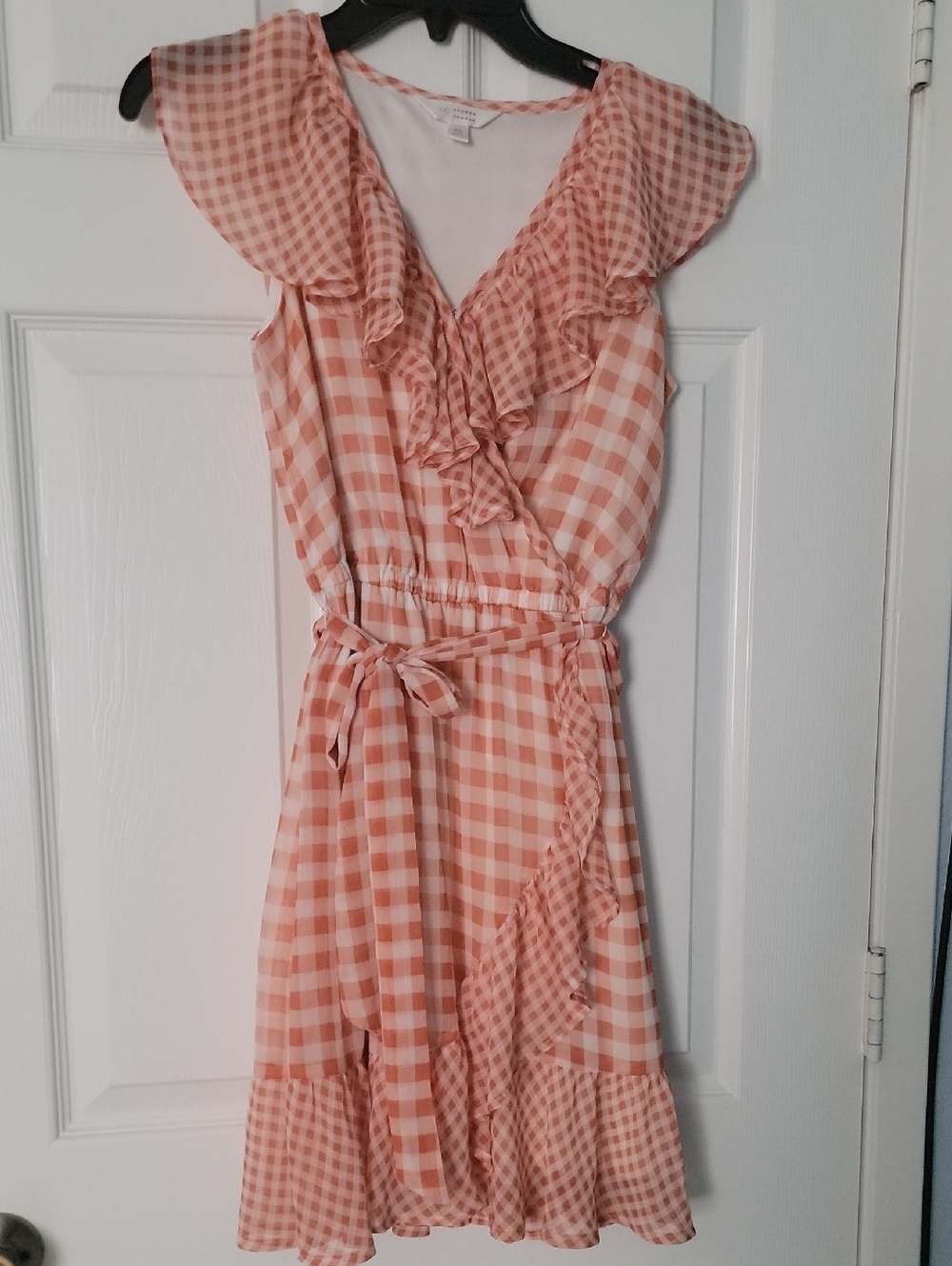 LC Lauren Conrad Peach Gingham Trim Blouse